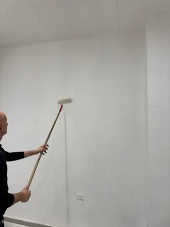 עבודות צביעה בשטחים המשותפים